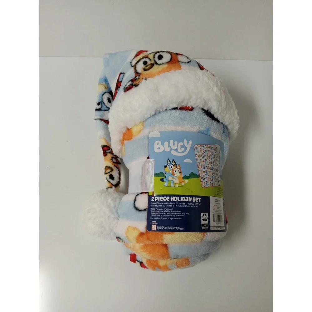 Bluey‎ Holiday Throw Blanket And Hat 40